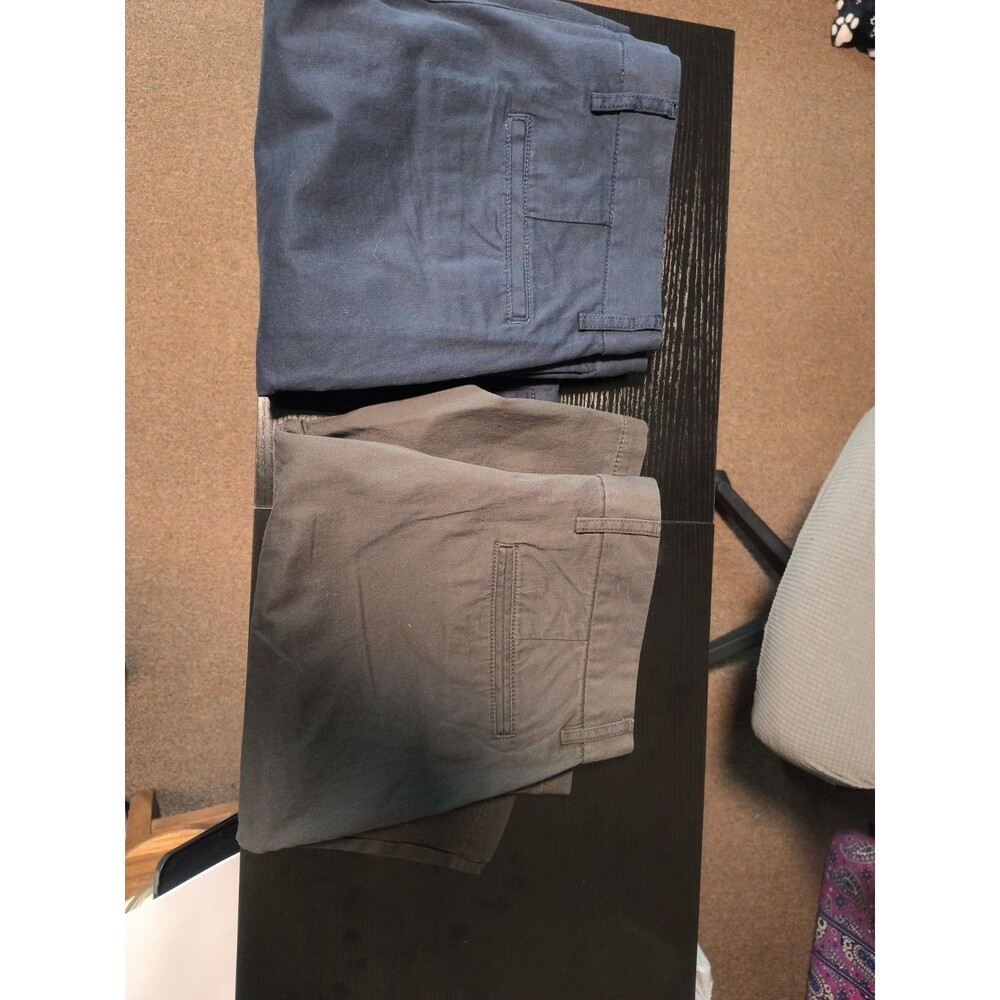 Men's Navy Old Navy Active Size 36 Golf Shorts Performance Stretch Shorts 2 Pair
